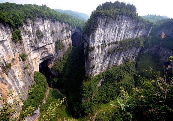 探秘重庆金刀峡地缝：在亿年地质奇观中邂逅山水秘境