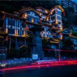 重庆魔幻交通全攻略：从轻轨穿楼到长江索道，解锁8D山城独特魅力