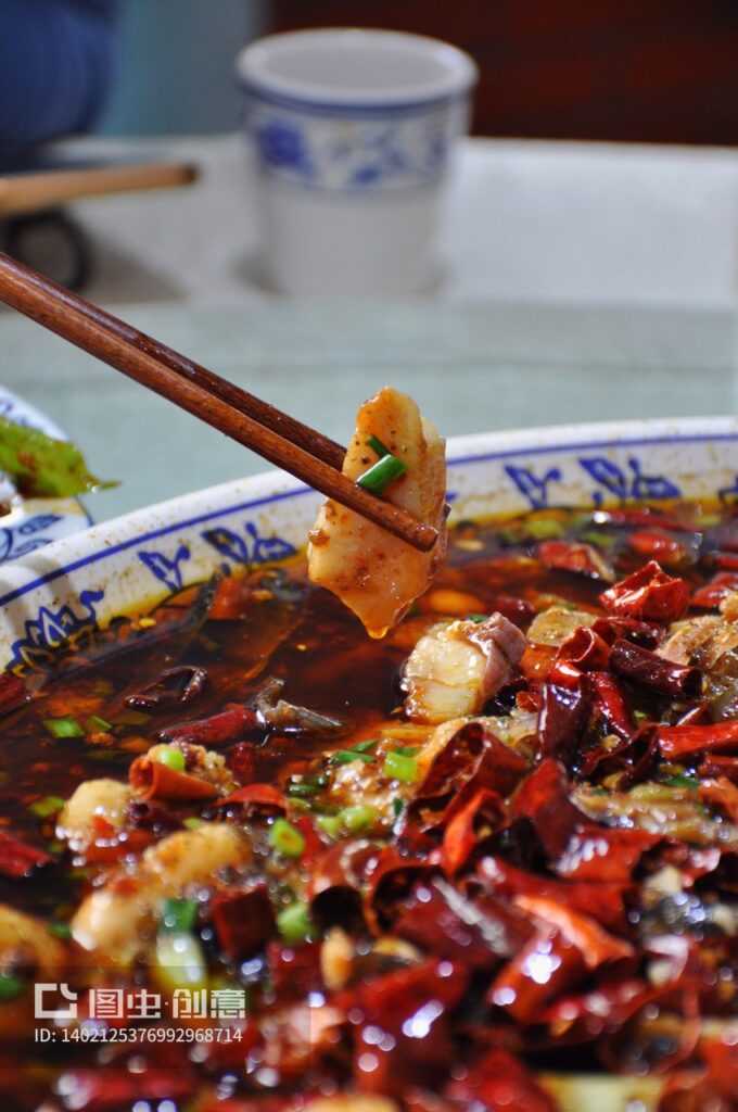 重庆不止有火锅！探秘山城隐藏玩法与璧山兔的美味传奇