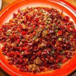 重庆辣子鸡：江湖菜中的麻辣传奇，山城美食的灵魂所在