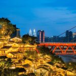 重庆龙门浩老街深度游：穿越百年的山城记忆与现代风情