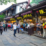 重庆美食探秘：火辣街头小吃与山城文化的完美融合