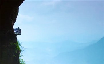秘境探幽：重庆黑山谷生态旅游全攻略与自然保护实践