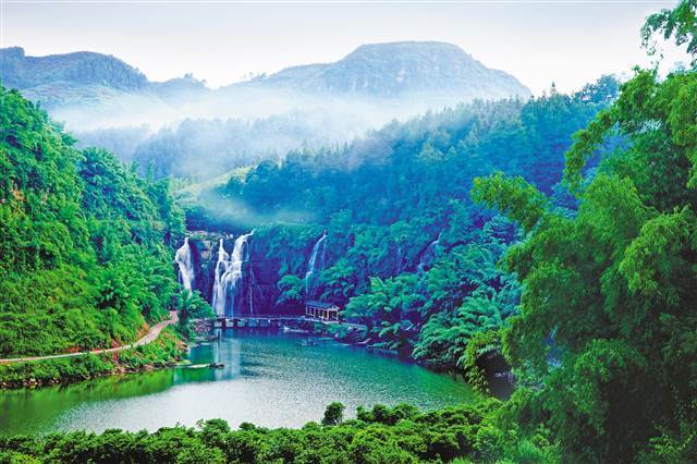 重庆彩云湖国家湿地公园：城市绿肺中的生态秘境与游玩天堂