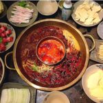 重庆美食全攻略：从街头小吃到火锅盛宴，带你吃遍山城火辣美味
