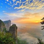 武陵秘境：探访重庆最神秘山脉的壮美风光与千年文化