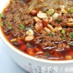 重庆酸辣粉：一碗酸辣鲜香，品味山城最地道的市井味道