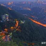 山城梯坎漫步记：探寻重庆独特的立体城市文化与地貌奇观