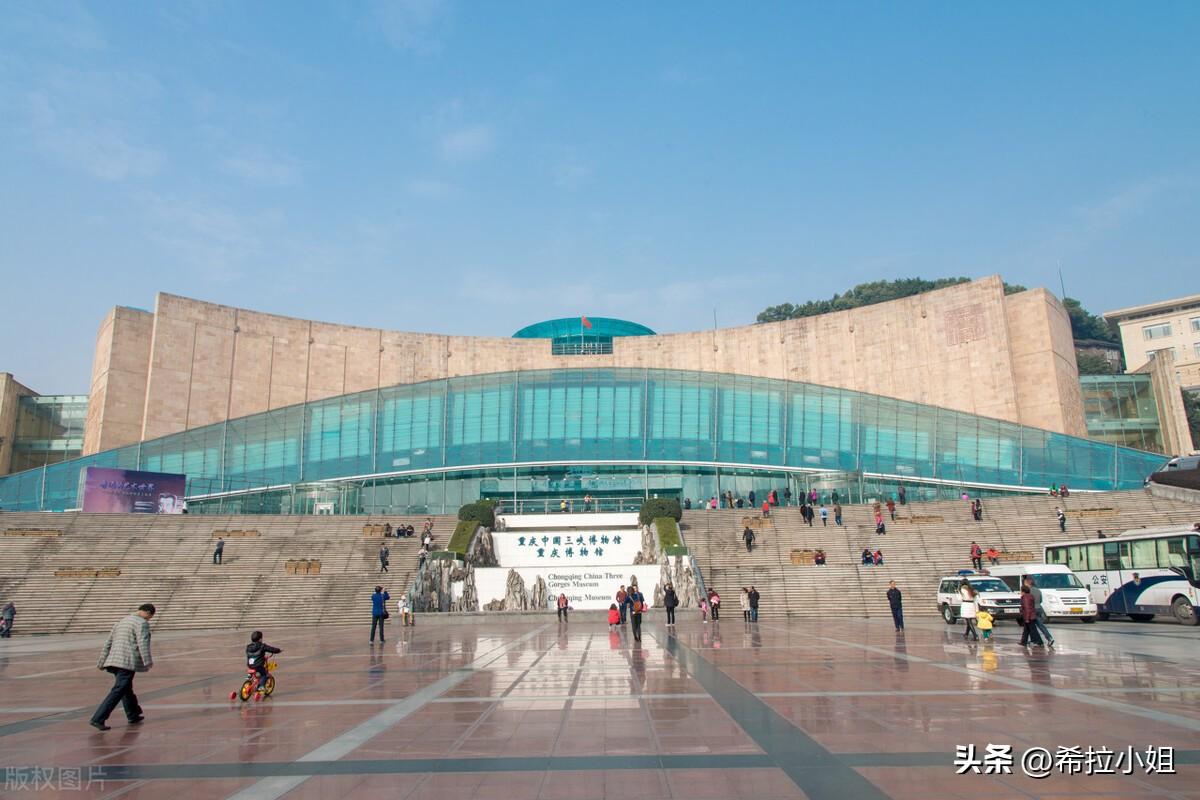 山城文化之旅：探秘重庆中国三峡博物馆与主城区必游景点