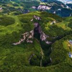 探秘重庆平行岭谷：一座建在”波浪”上的魔幻立体都市